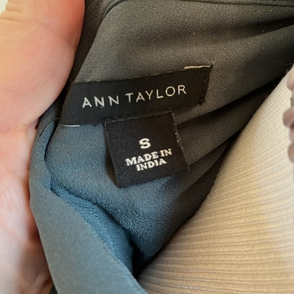 NWOT Ann Taylor blouse - Picture 6 of 9